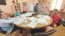 Занятия в кружках «Клуб`ОК» и «Студия цвета»