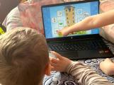 Интерактивный игровой комплекс игр и упражнений для активизации речи «Первослов» 