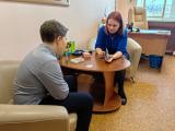 Педагоги-психологи центра «СЕМЬЯ» проводят индивидуальную работу с подростками
