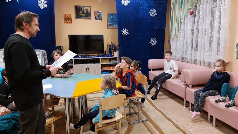 В стационарном отделении для несовершеннолетних считают дни до Нового года