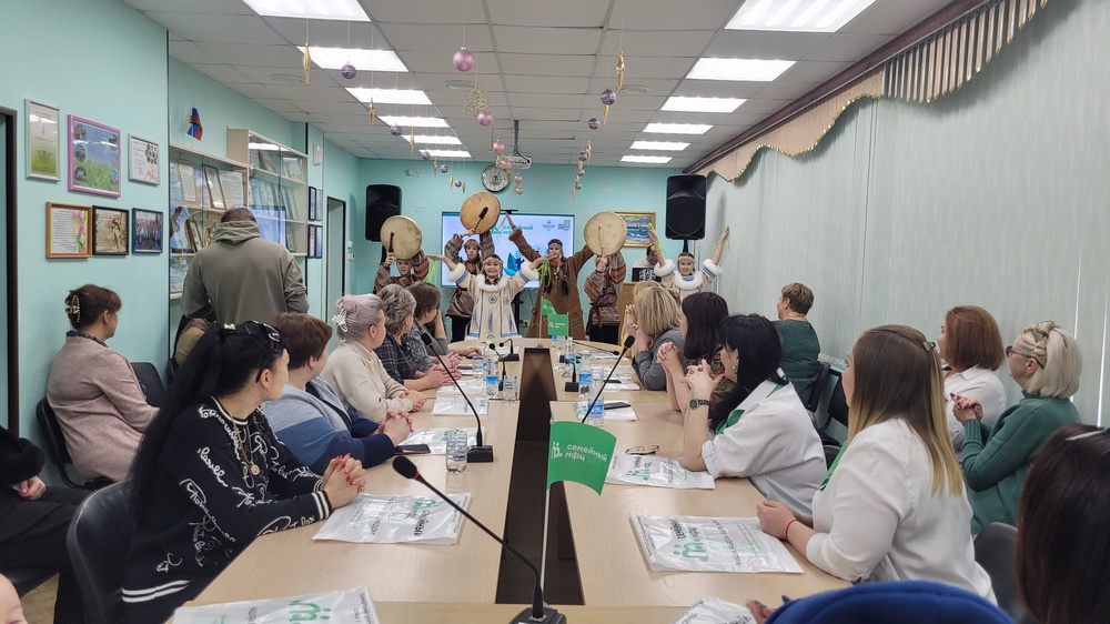 Новая глава началась в истории центра «СЕМЬЯ»