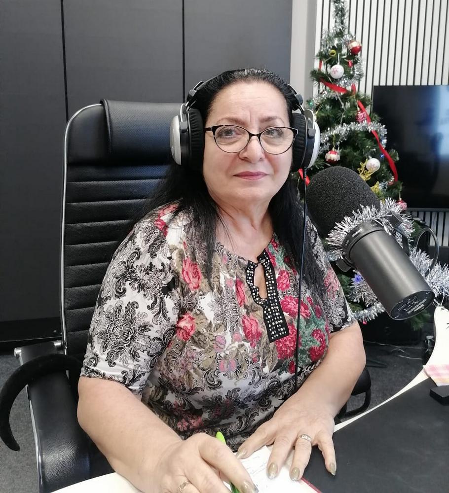 Специалисты центра «СЕМЬЯ» выступили в эфире радио «Камчатка»