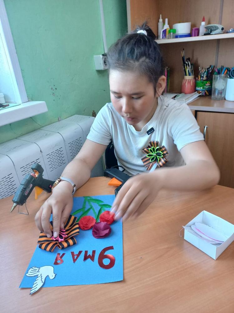 Филиалы центра «СЕМЬЯ» проводят творческие занятия в честь приближающегося Дня Победы