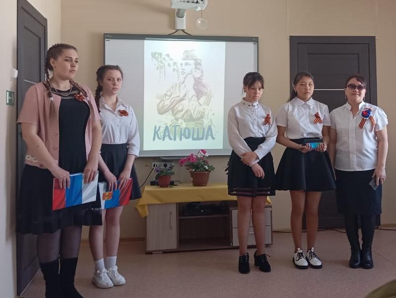 В Таловском филиале центра «СЕМЬЯ» дружно встретили День Победы