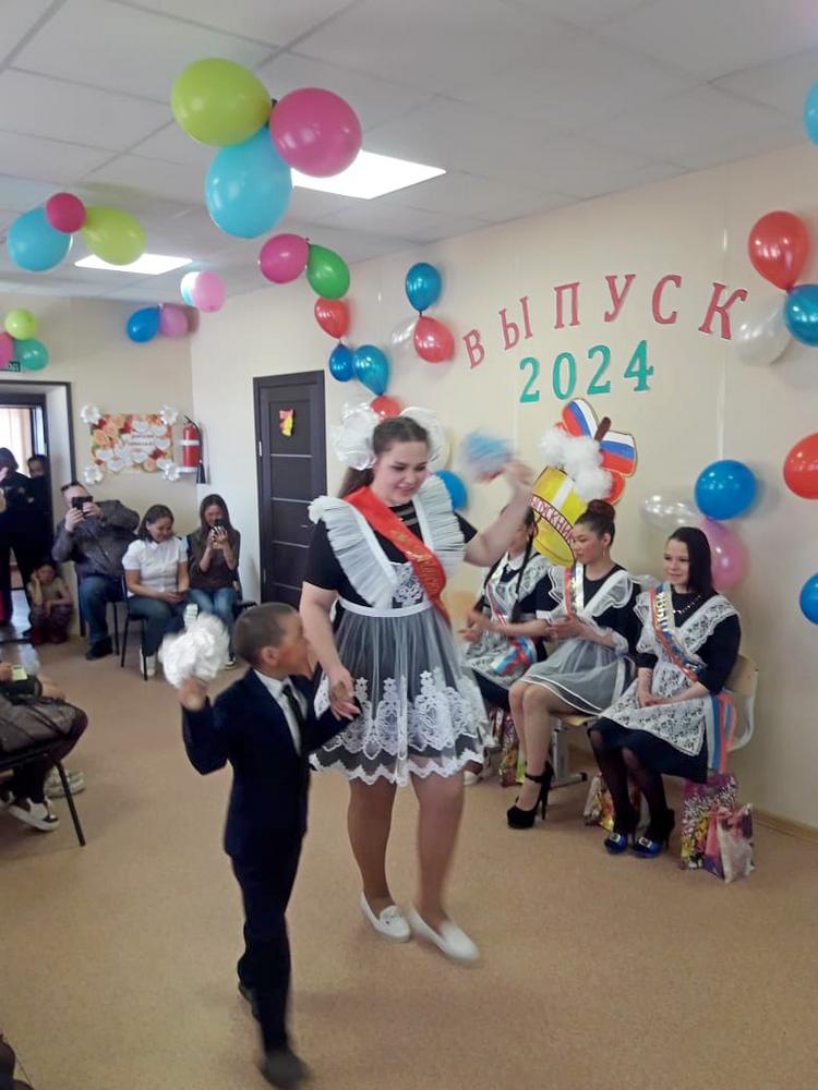 В Таловской школе прозвенел последний звонок