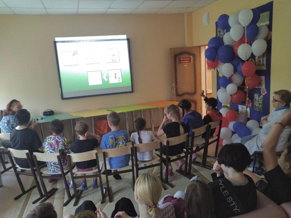 Воспитанники центра узнали, как себя вести при землетрясении и извержении