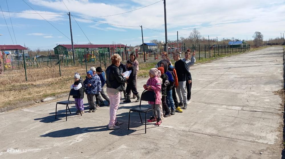 В Таловке провели конкурс рисунков на асфальте