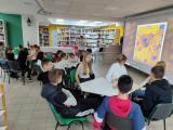 Информационно-библиотечный центр "Доступный город" организовал для ребят из групп дневного пребывания интерактивную игру