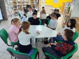 Информационно-библиотечный центр "Доступный город" организовал для ребят из групп дневного пребывания интерактивную игру
