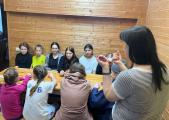Психологическая подготовка юных спортсменов: педагог-психолог Центра "СЕМЬЯ" провела тренинг для ЖФК "Камчадалочка"