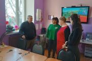 Представители Высшей школы экономики посетили Камчатский центр социальной помощи "СЕМЬЯ"