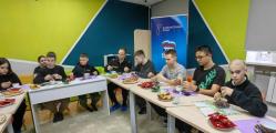 Урок мужества в "Портале": Морской пехотинец рассказал подросткам о СВО и патриотизме