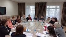 Круглый стол по вопросам помощи семьям участников СВО состоялся в камчатском филиале фонда "Защитники Отечества"