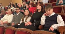 Ребята старшей группы Стационарного отделения посетили Камчатский театр драмы и комедии