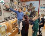 Ребята из группы дневного пребывания "Перекресток" посетили исторический выставочный центр "Город Воинской Славы"