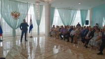 На Камчатке супружеские пары наградили за любовь и верность