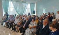 На Камчатке супружеские пары наградили за любовь и верность