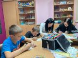 В подростковом пространстве "Портал" подготовили выставку ко Дню матери