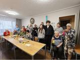 Ребята из подросткового пространства "Портал" провели мастер-класс для пожилых людей