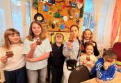 В творческой мастерской "Апельсин" кипит работа!